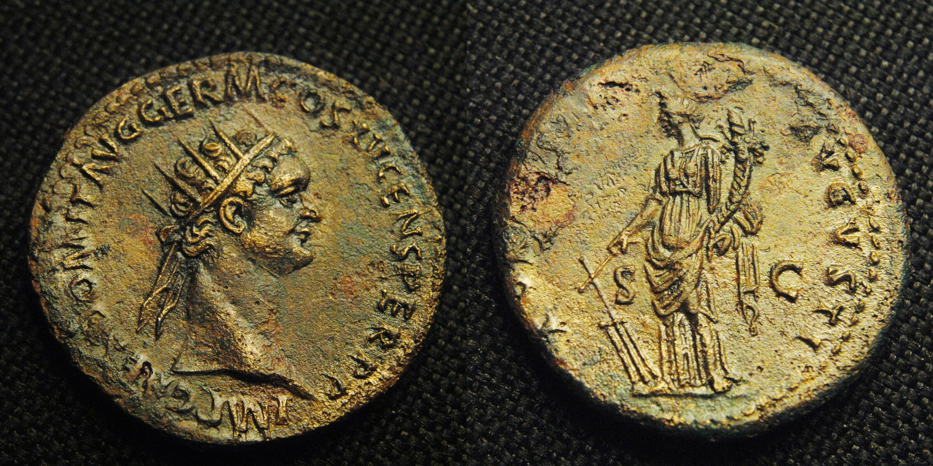 Æ Dupondius Emperor Domitian Rv FORTVNAE AVGVSTI 11.21 grams 28-9mm Rome AD 90-1 3.jpg