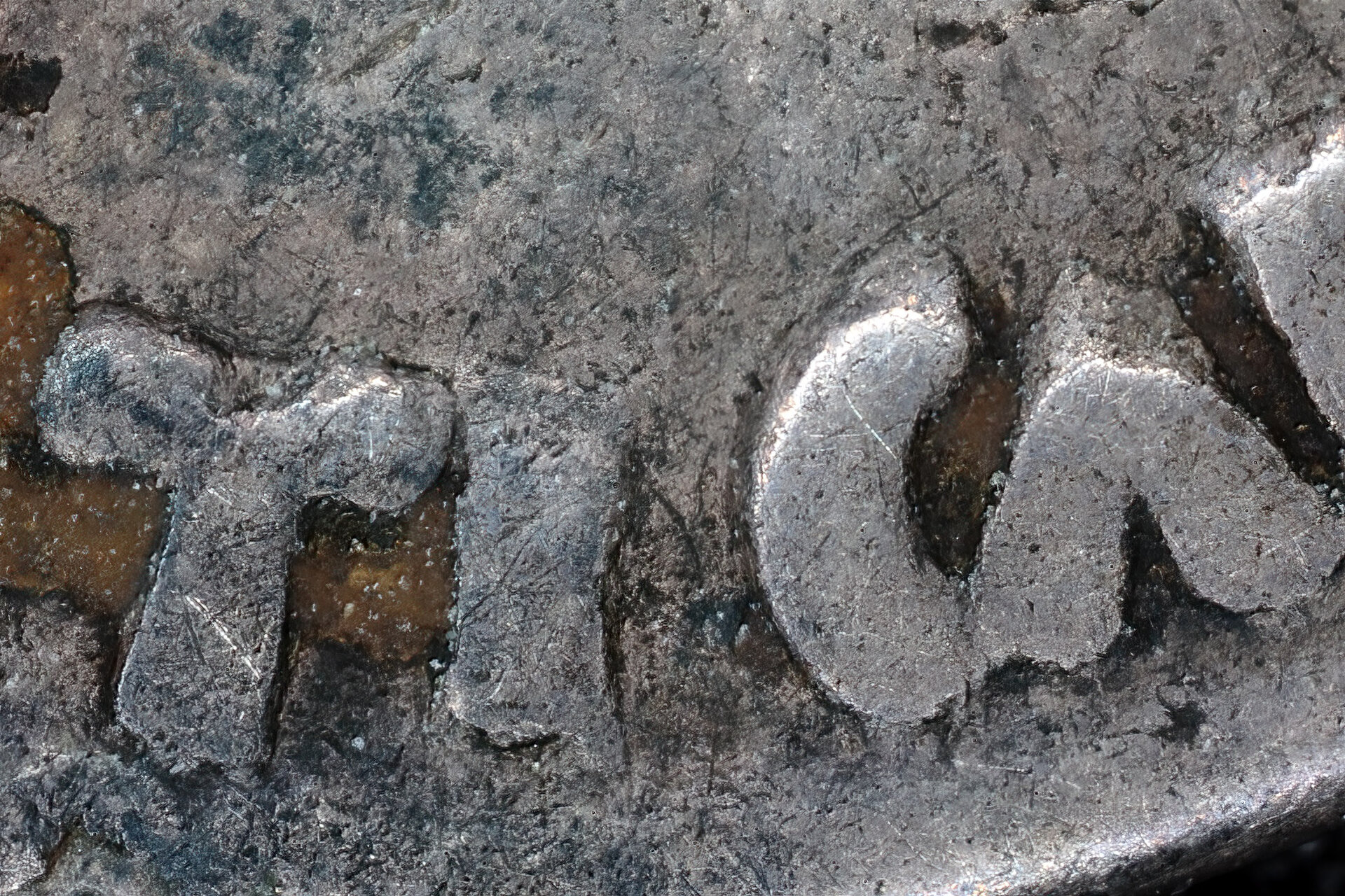 00macl50010.jpg