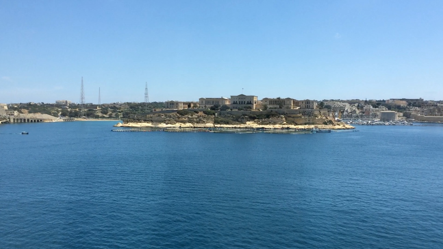 00Malta Harbour.jpg
