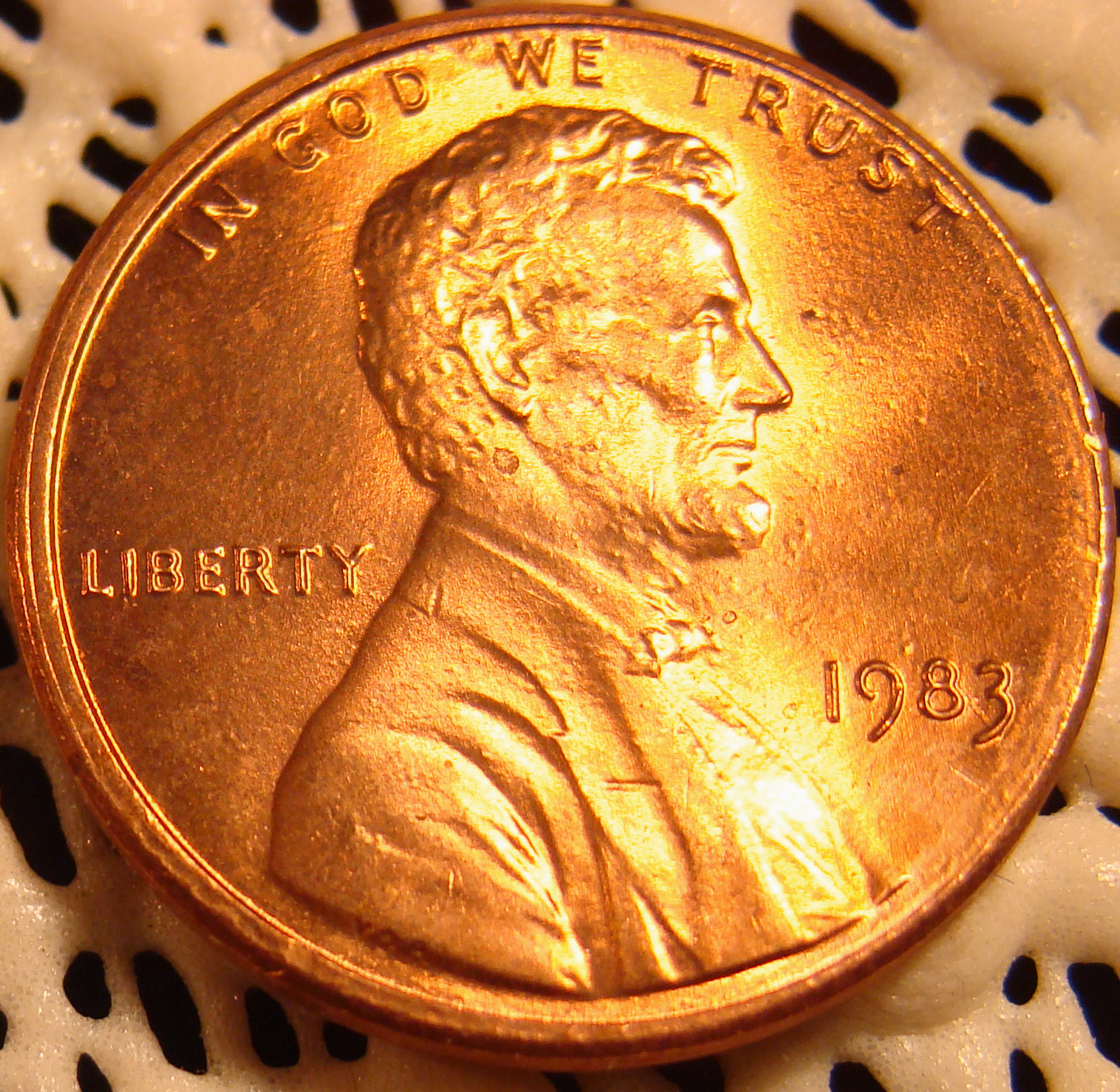 01c 1983 obverse 01.jpg
