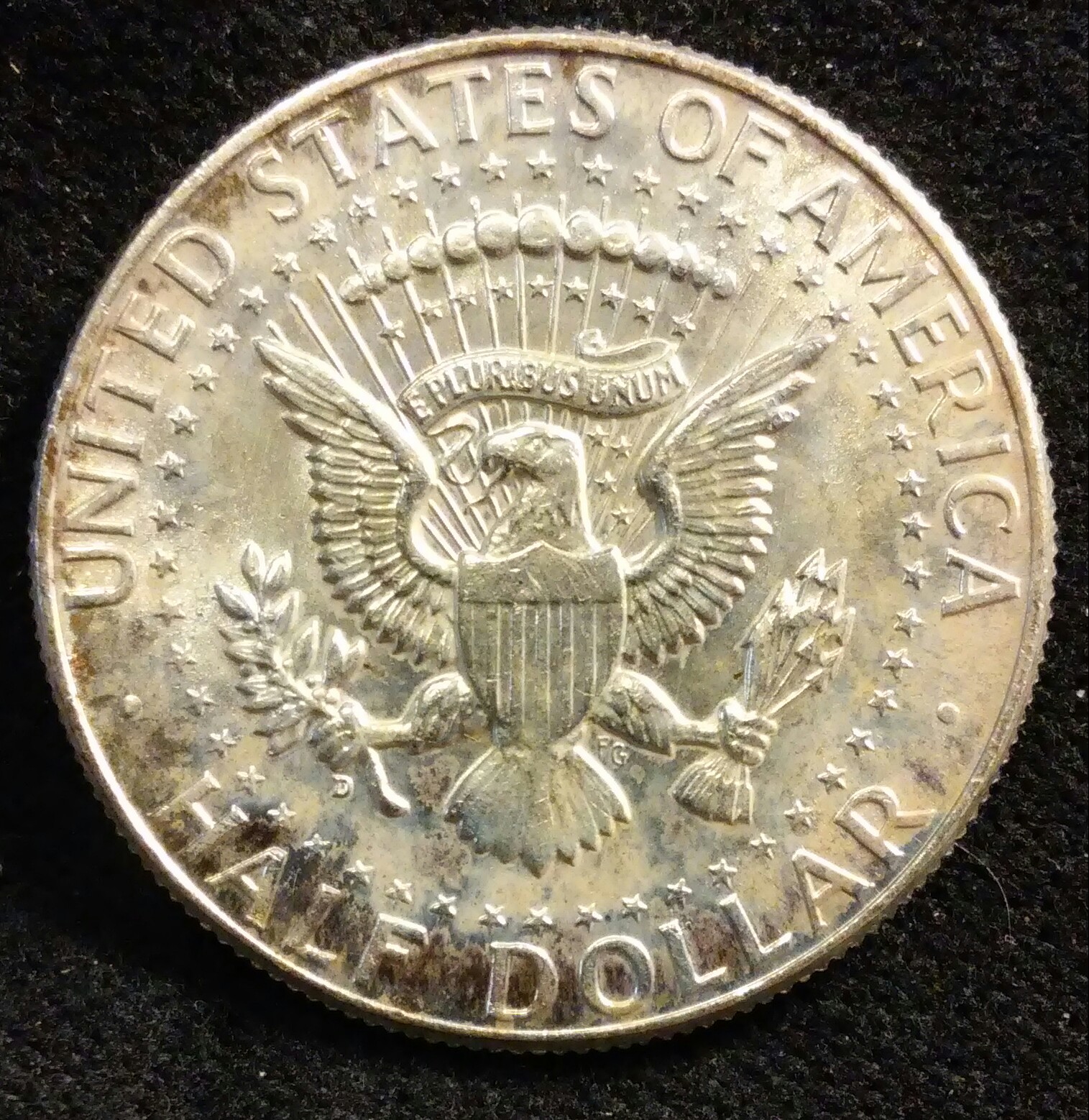 0528160002-1.jpg