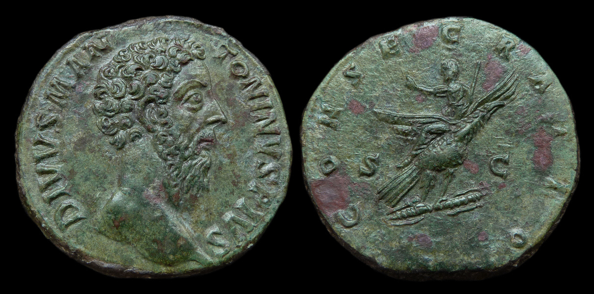 06 Marcus Aurelius - Sestertius Divus.jpg