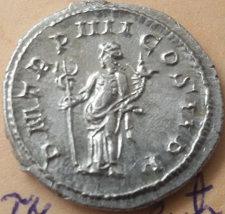 074-01B.jpg
