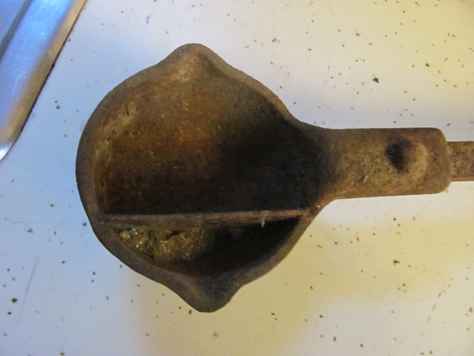 1 lead pouring tool 1.JPG