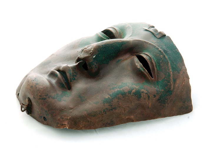 1 masker klein forum.jpg