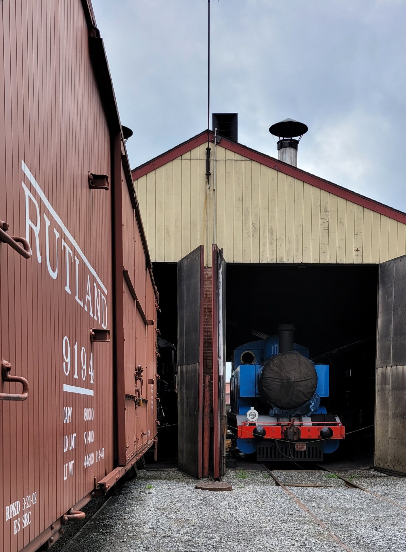 #1 thomas hiding.jpg