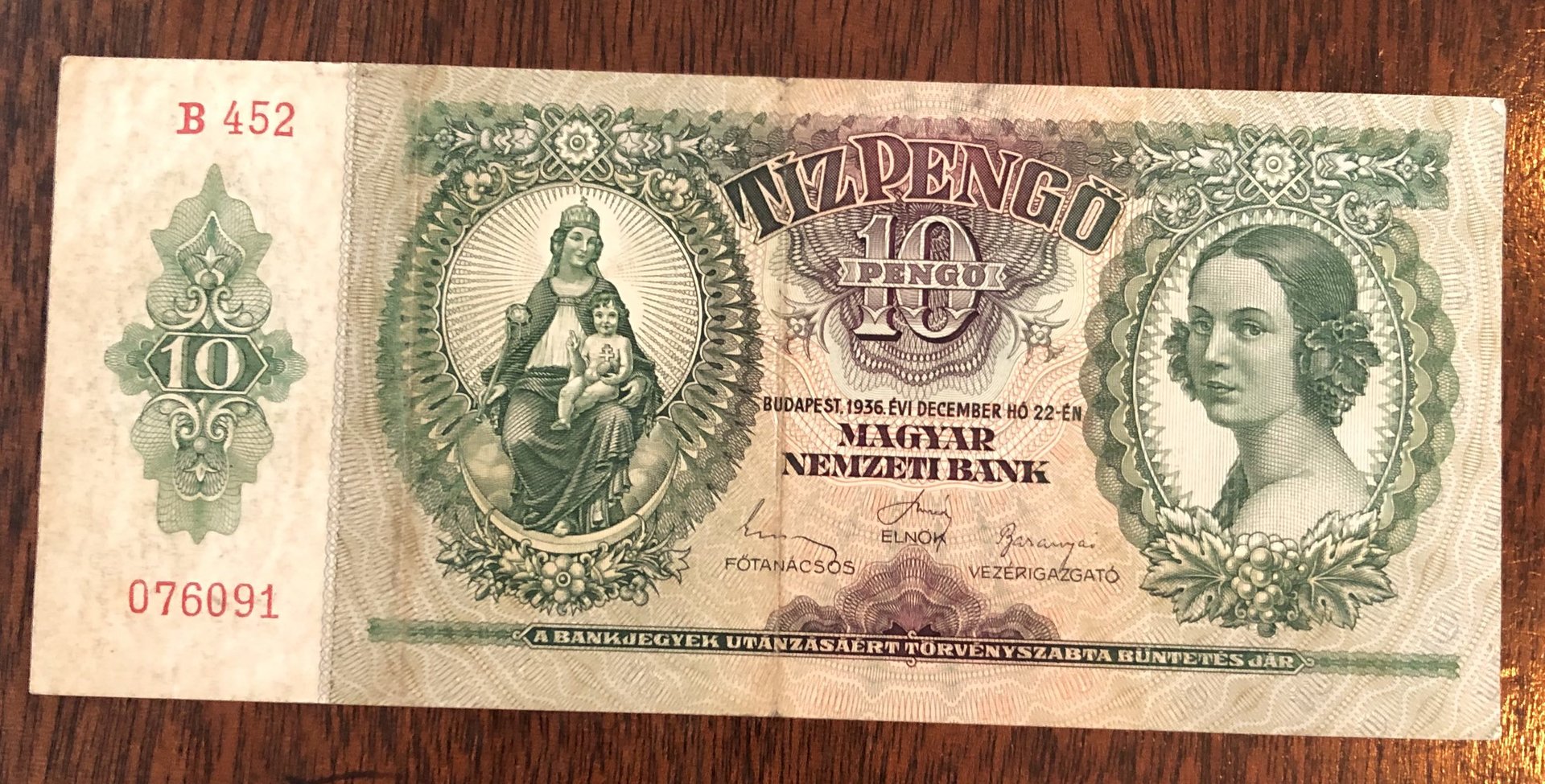 10 Pengö-Hungary.jpg