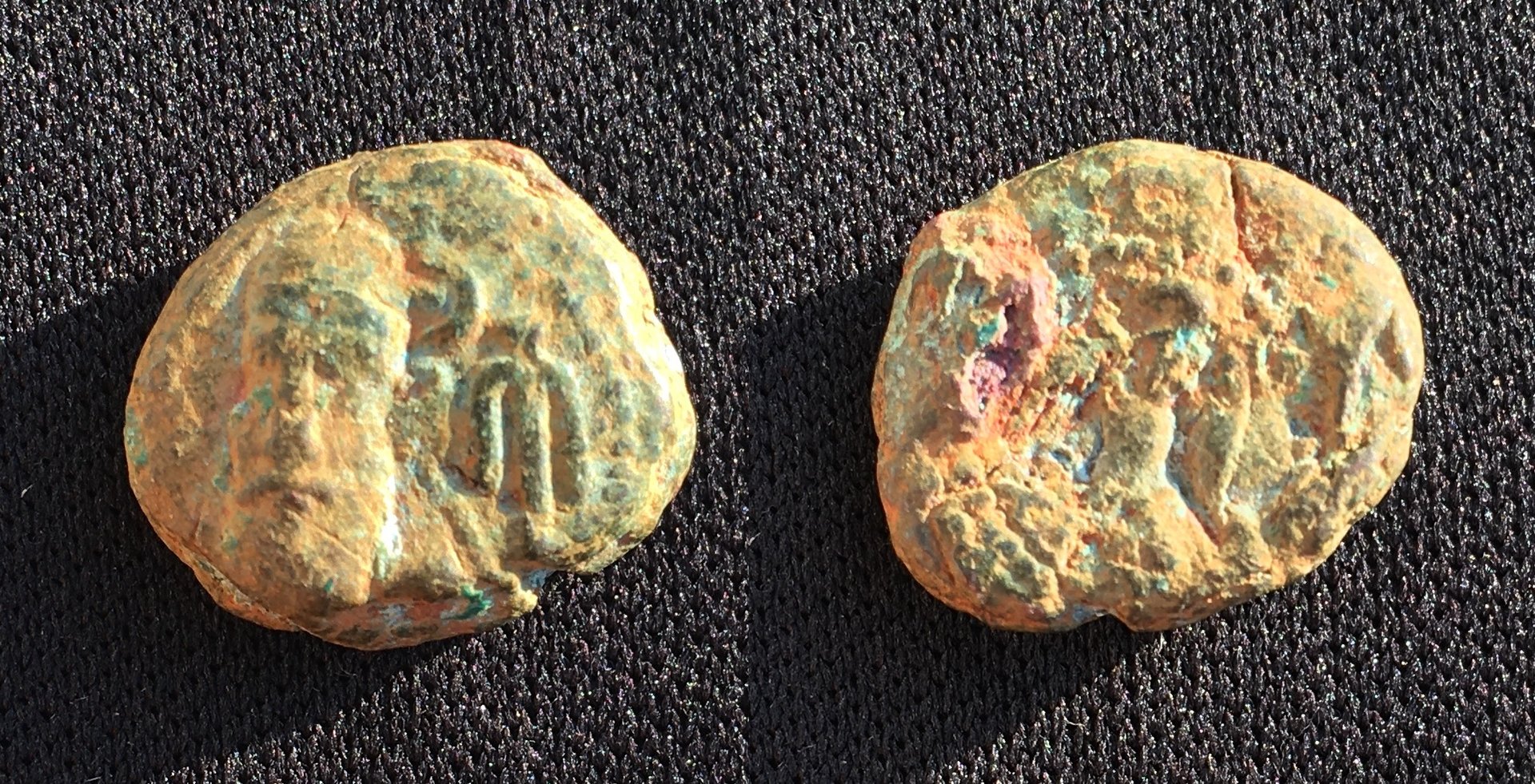 100-180 CE (Circa) AE Drachm 2 S1 Combined.jpg