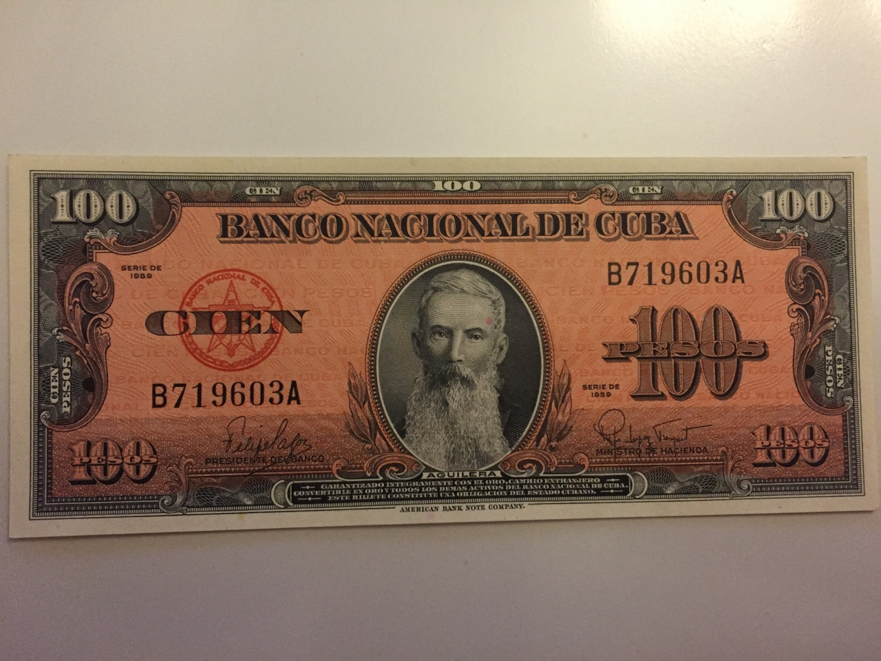 100 pesos.jpg