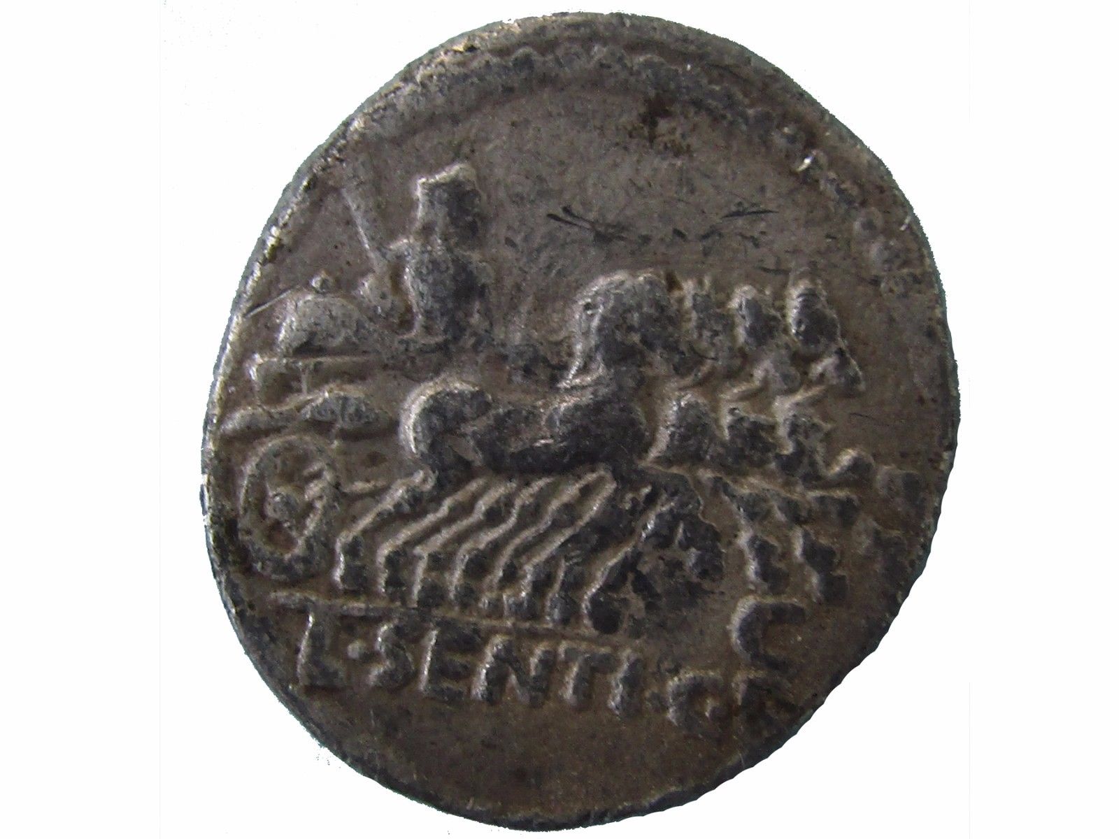 101 BC LUCIUS SENTIUS DENARIUS rev.jpg