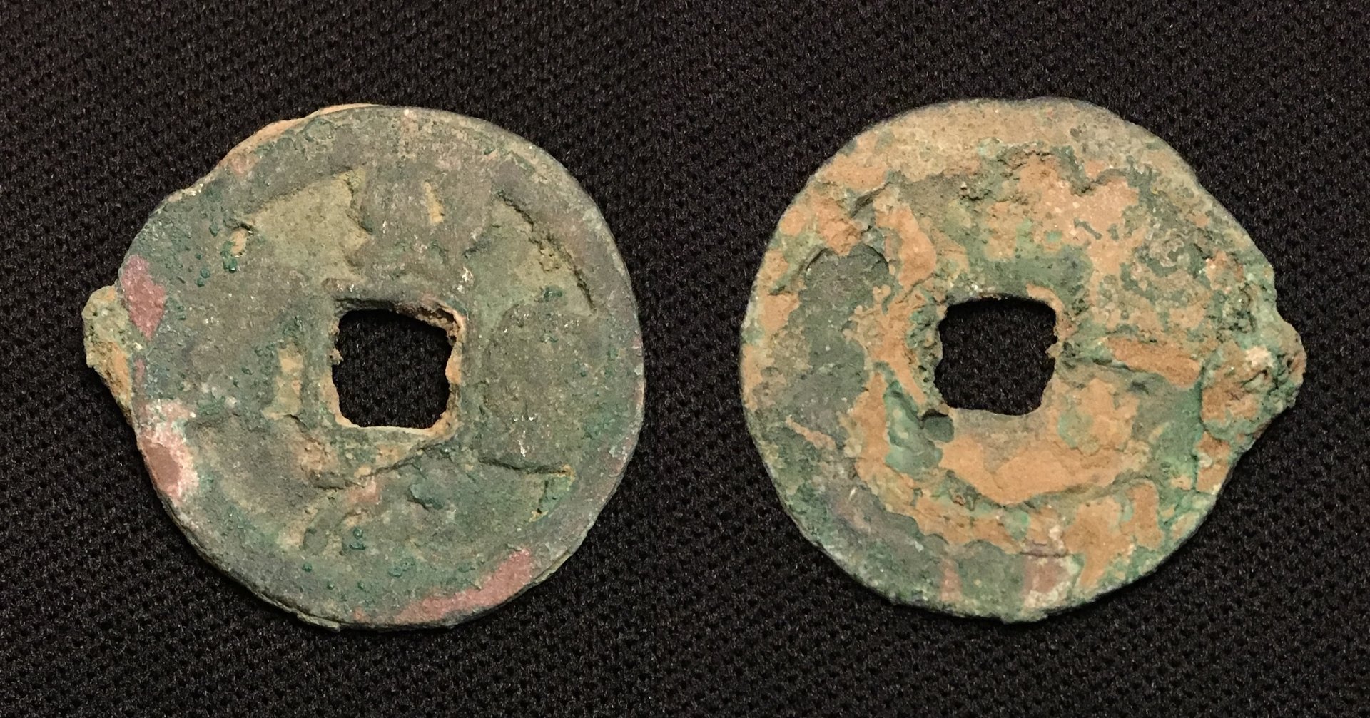 1068-1077 AD Cash Xi Ning Yuan Bao (Seal) 4.29g 25mm H#16.174 S1 Combined.jpg