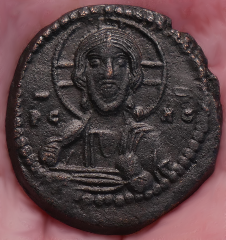 1068_to_1071_RomanusIVDiogenes_Follis_01.png