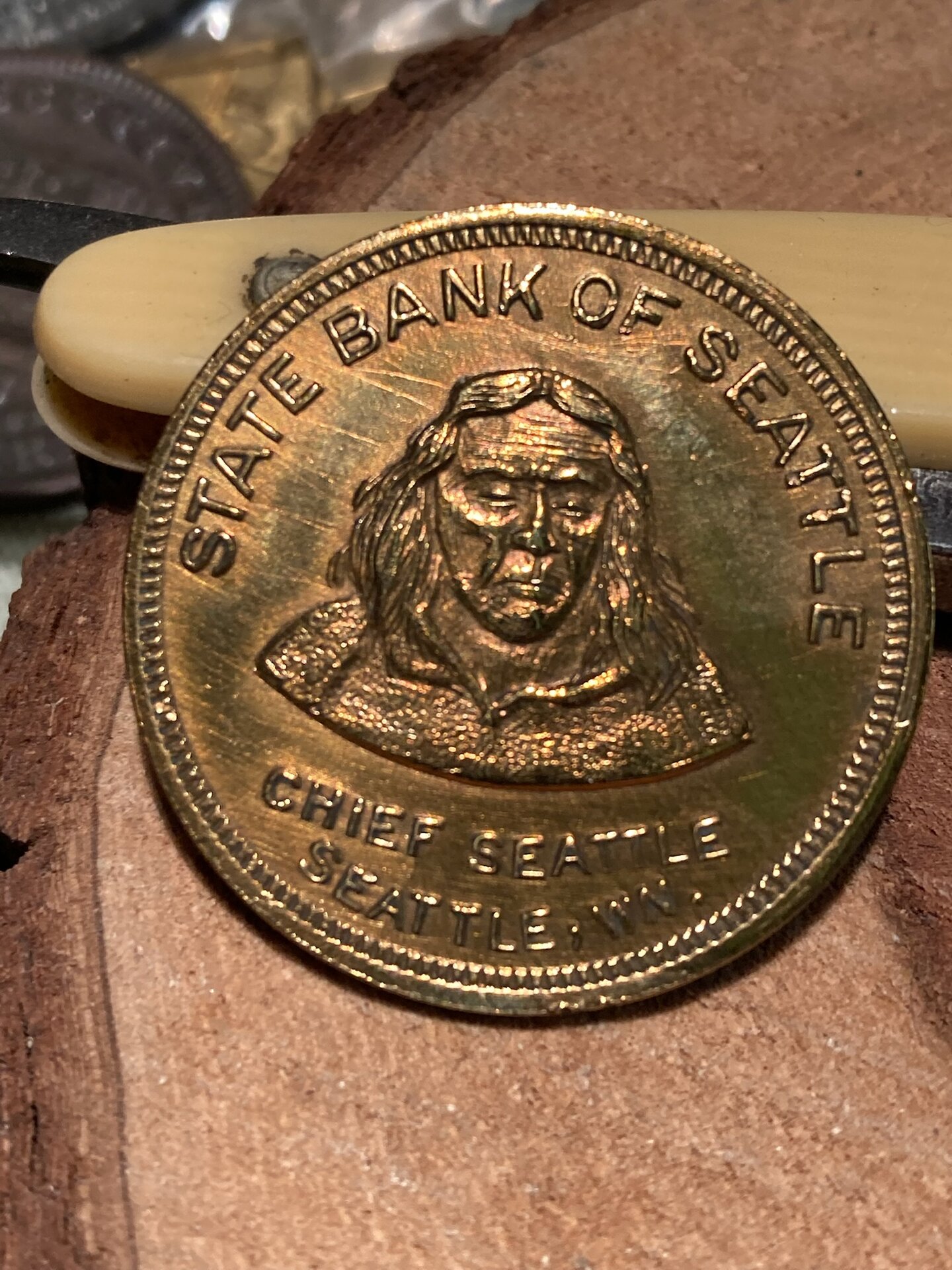 11261048c.jpg