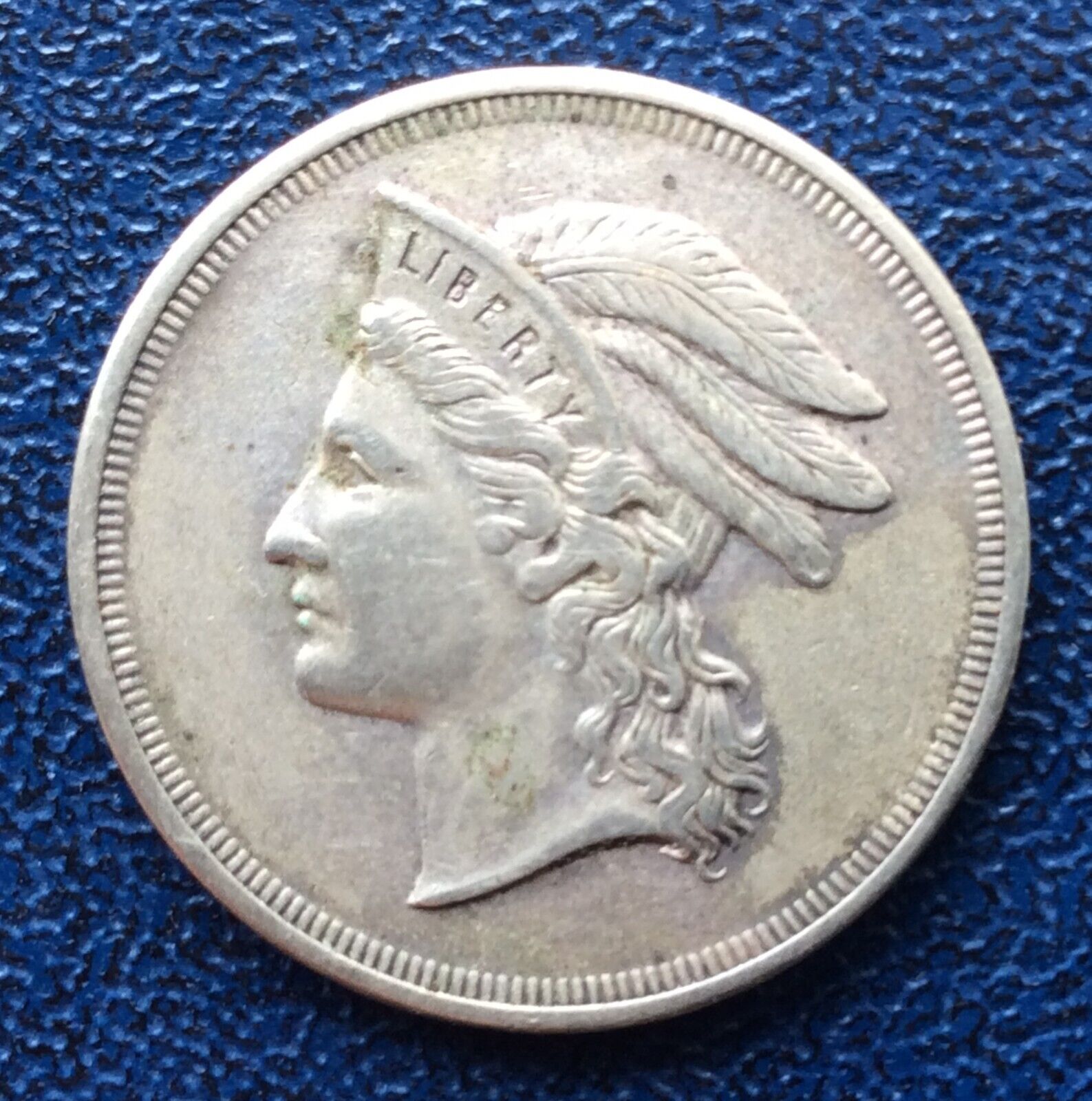 11261832861a.jpg