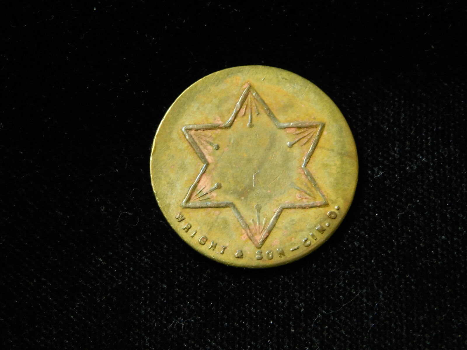 11261848b.jpg
