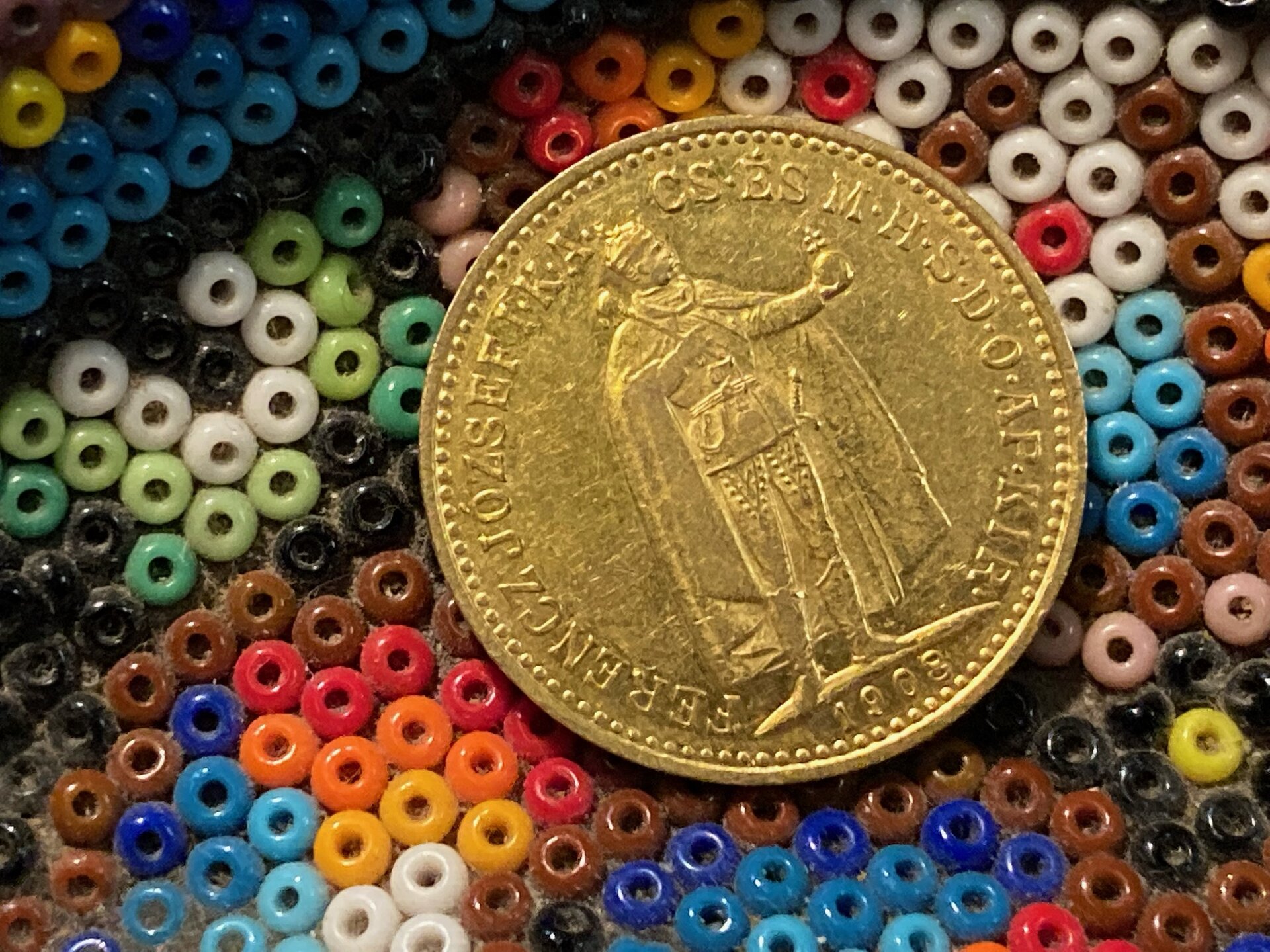 112630770c.jpg