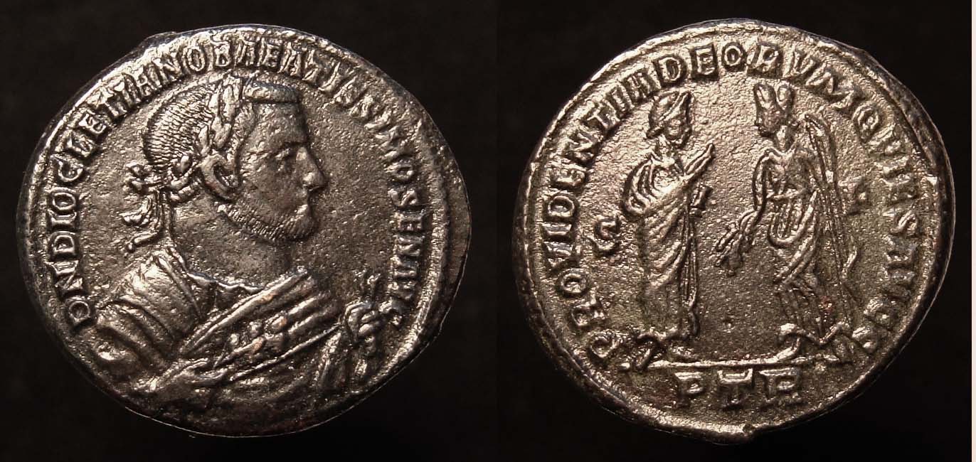 12 nr 004 Diocletianus Senior Trier.jpg