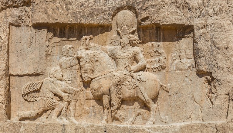 1200px-Naghsh-e_rostam_Iran_2016-09-24_DD_12[1].jpg