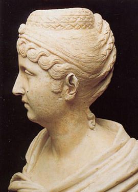 1212 Faustina-Major Capitoline.jpg