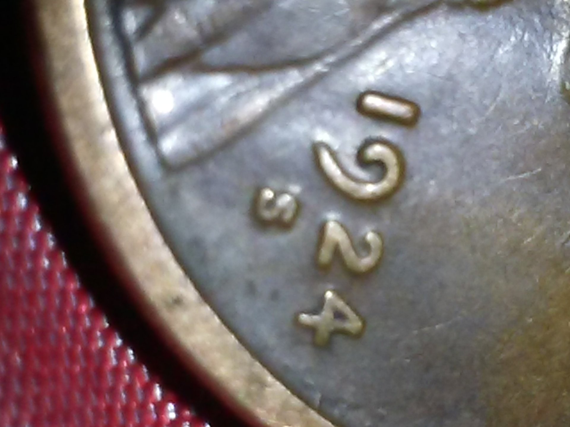 1212160808.jpg