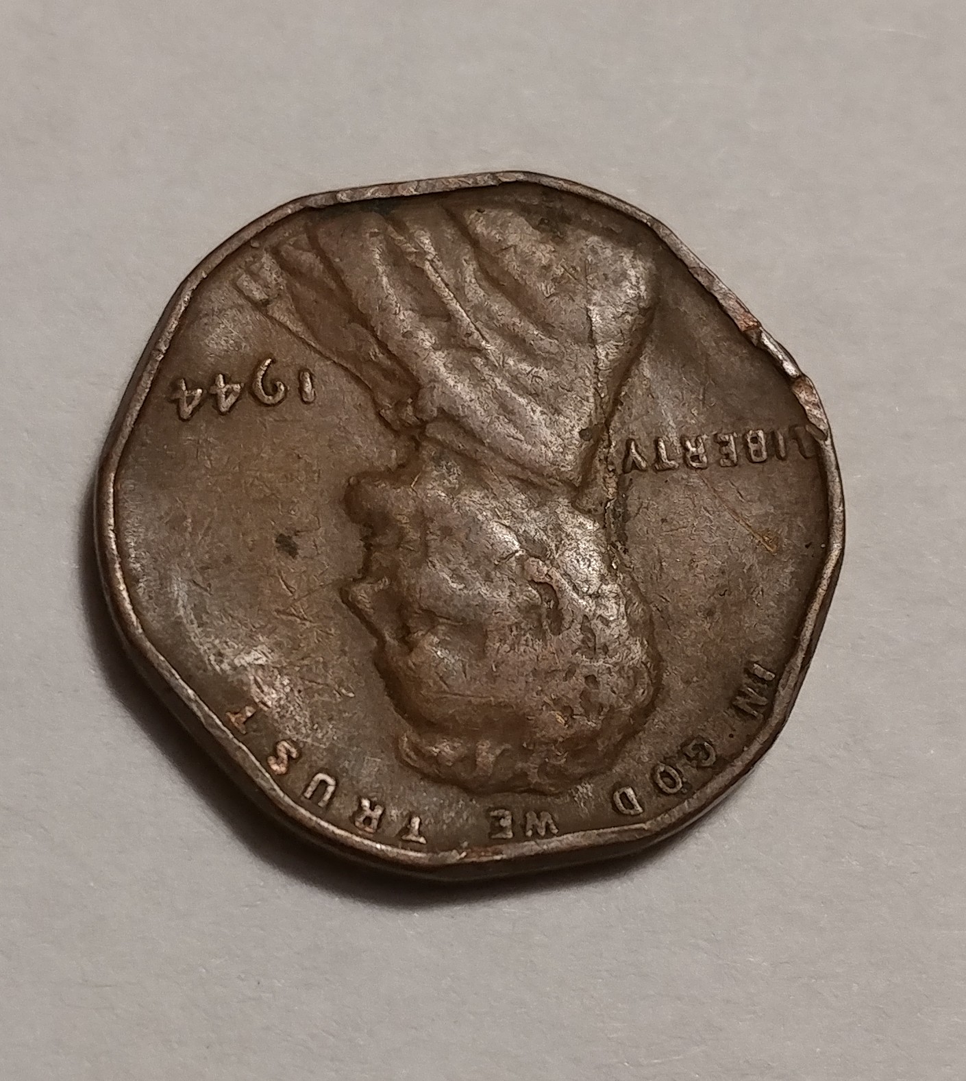 1221211940a~2.jpg