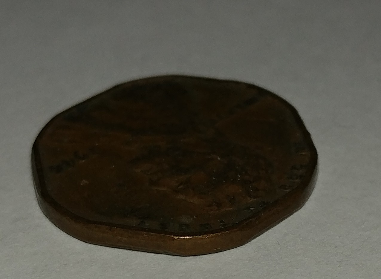 1221211944a~2.jpg