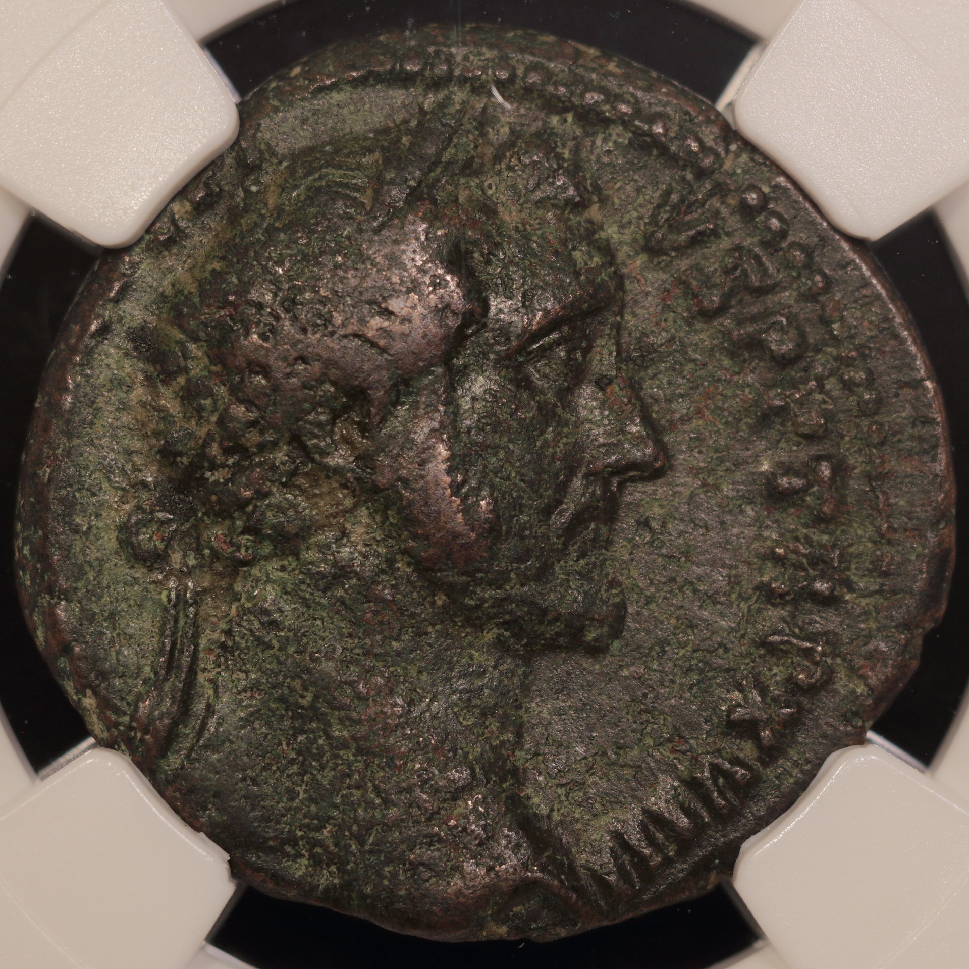 138-161 Antoninus Pius AE As Rev. Britannia Mourning 5769069001 Obv..JPG