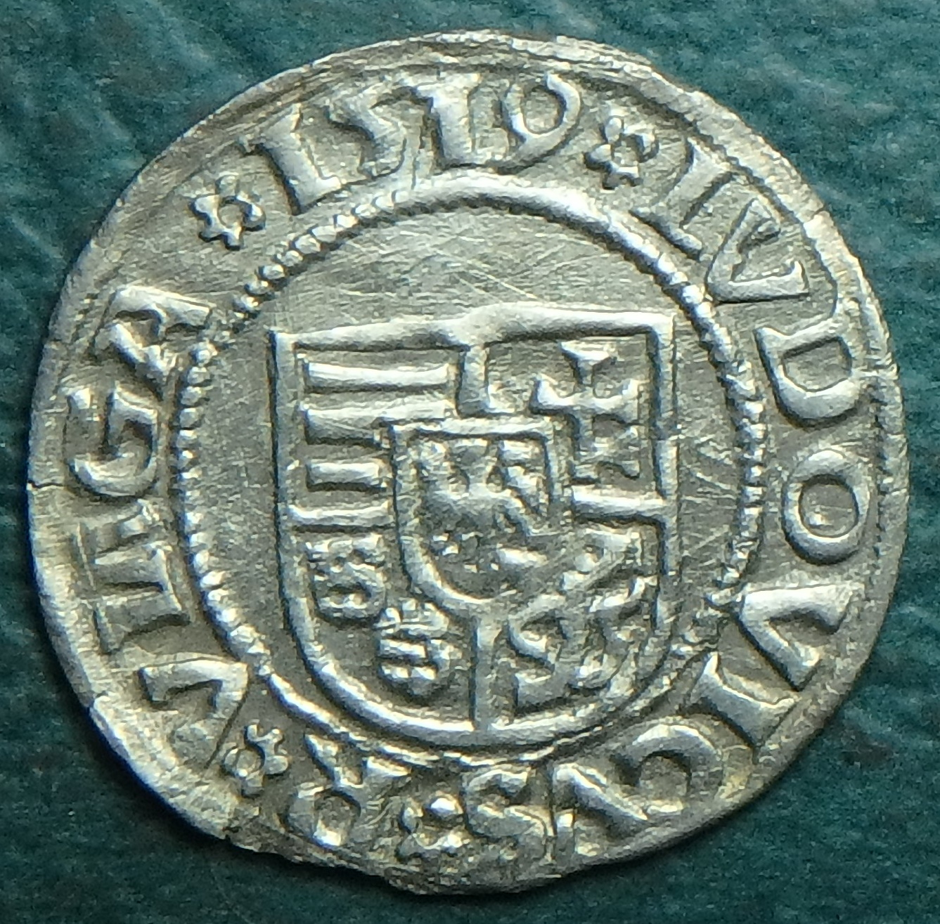 1519 HU 1 d rev.JPG