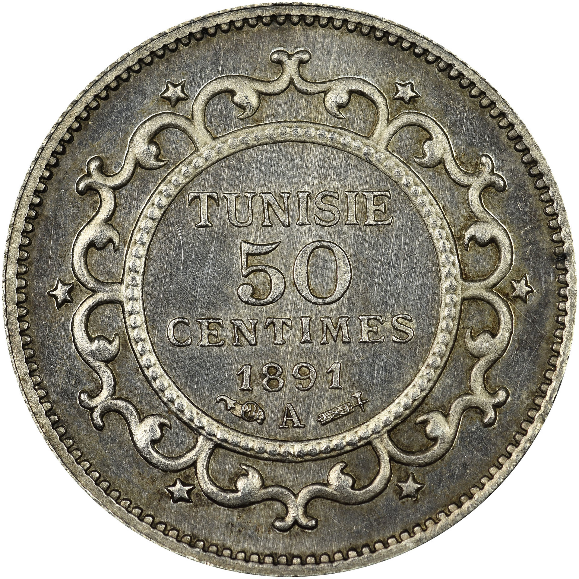 1527468-2719596-006b.jpg