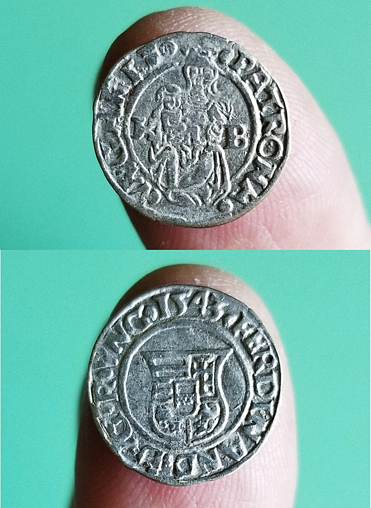 1543 Dinar Hungary Silver Madonna and Child.jpg