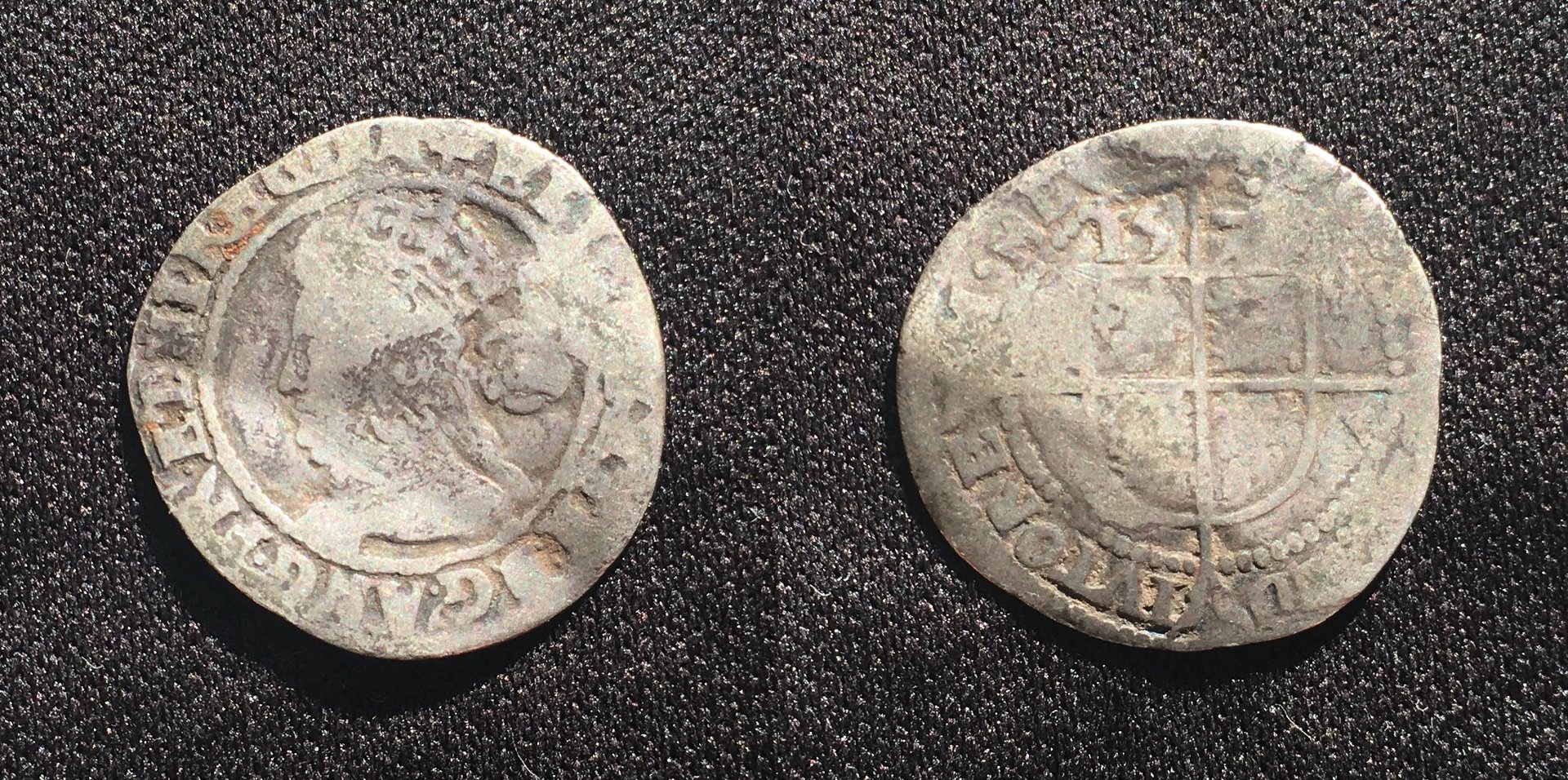 1570-1577 AD 3 Pence Elizabeth I Spink# 2566 1.14g Combined.jpg