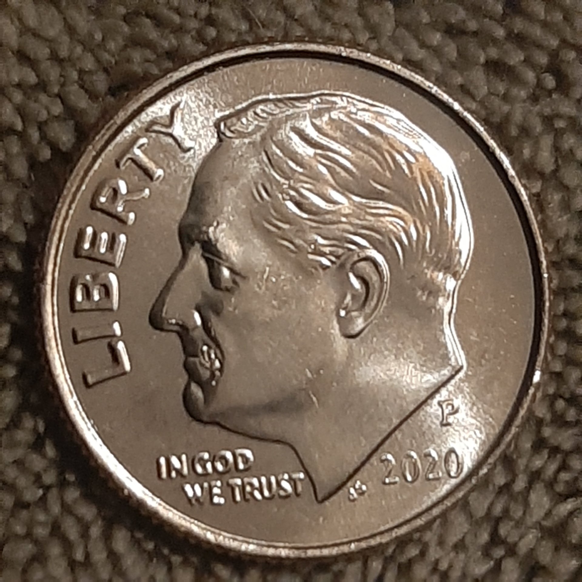 16111043840682625298438969386049.jpg