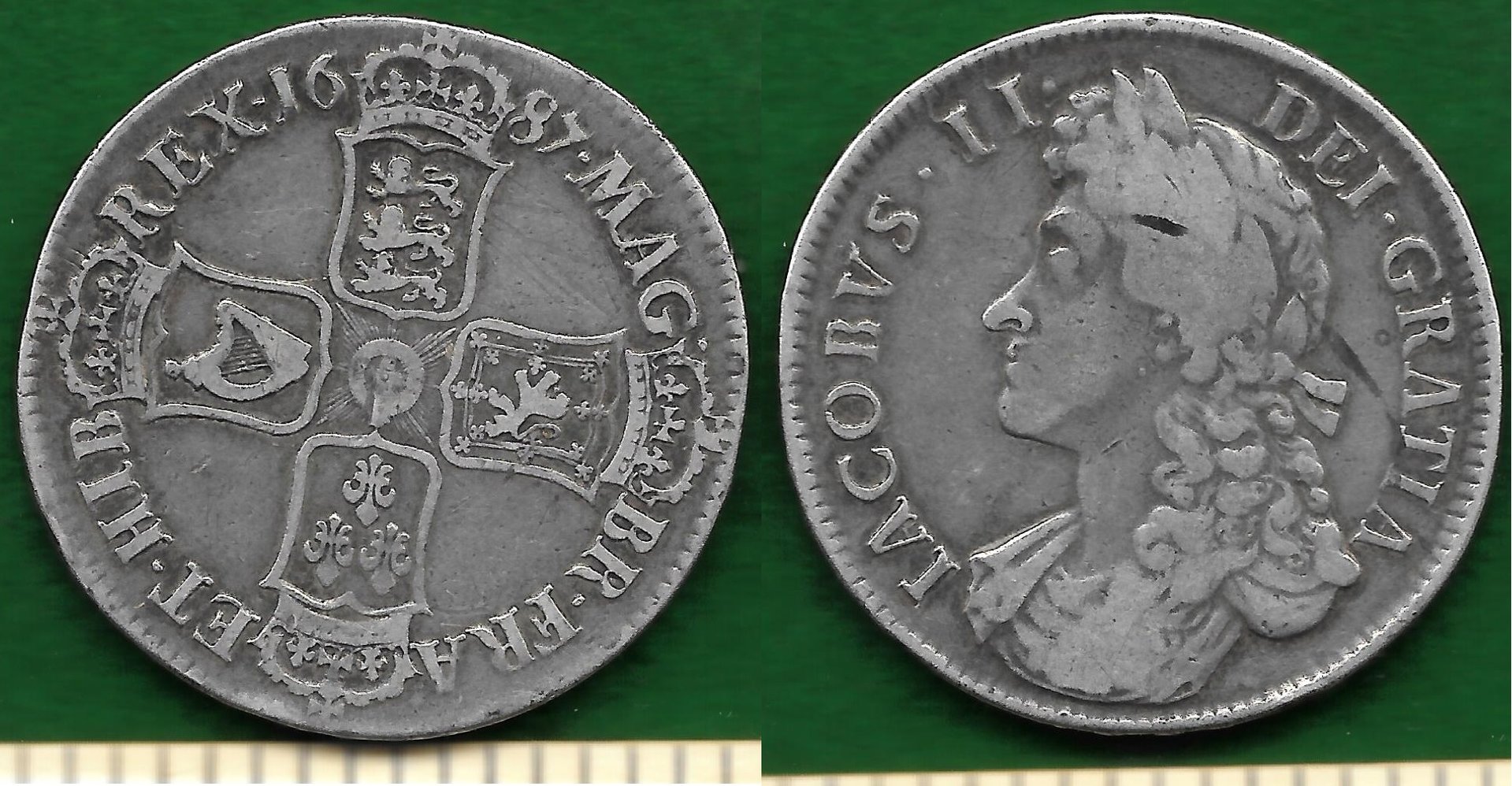 1687 Crown.jpg