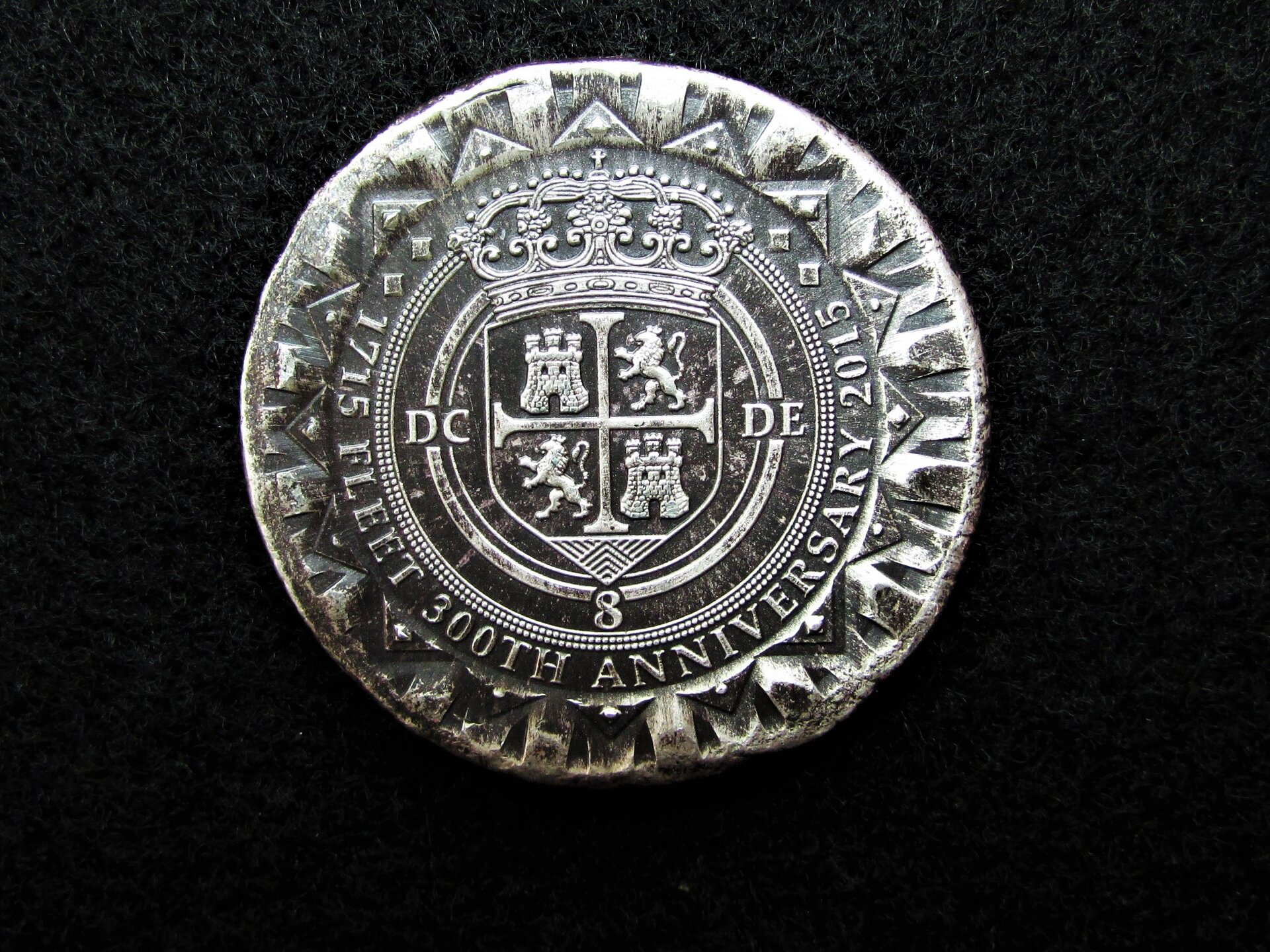 1715 Fleet 300th Anniversary Cob - reverse.JPG