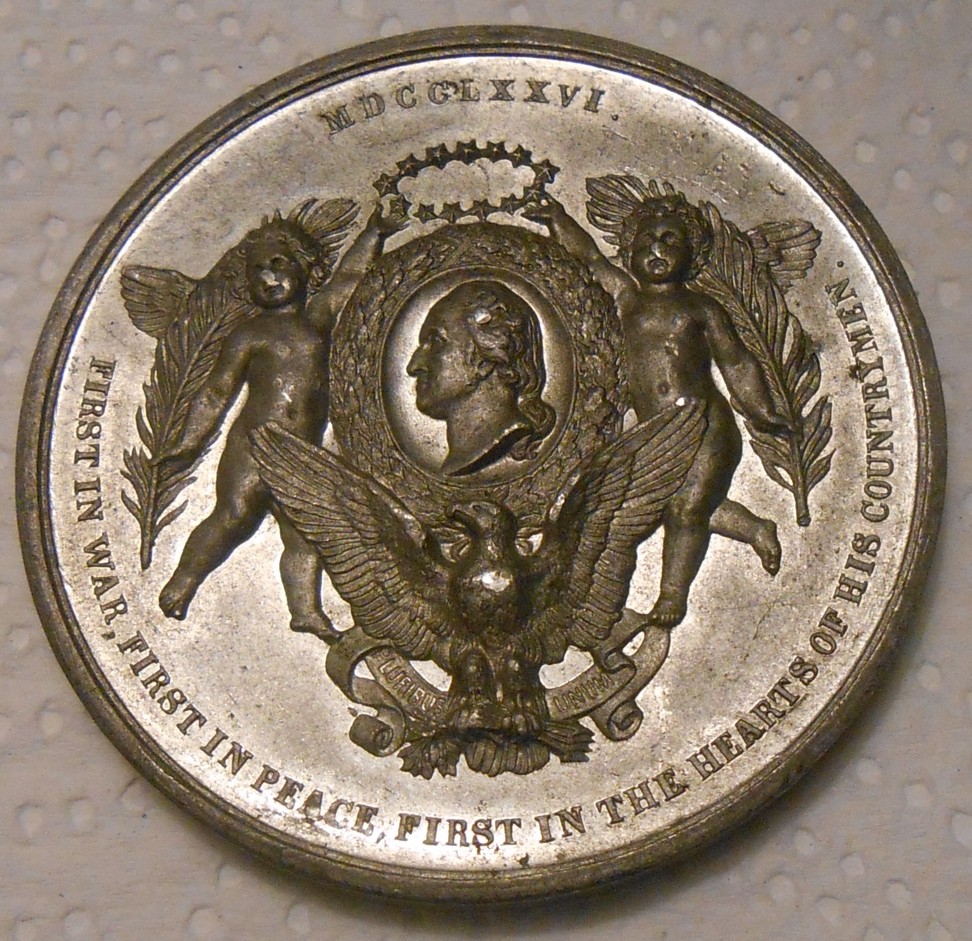 1876phillymedal obv.jpg