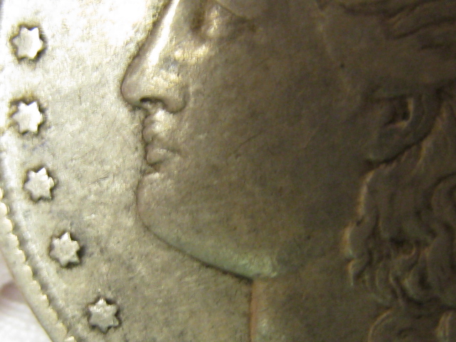 1888O - Hot Lips Closeup.JPG
