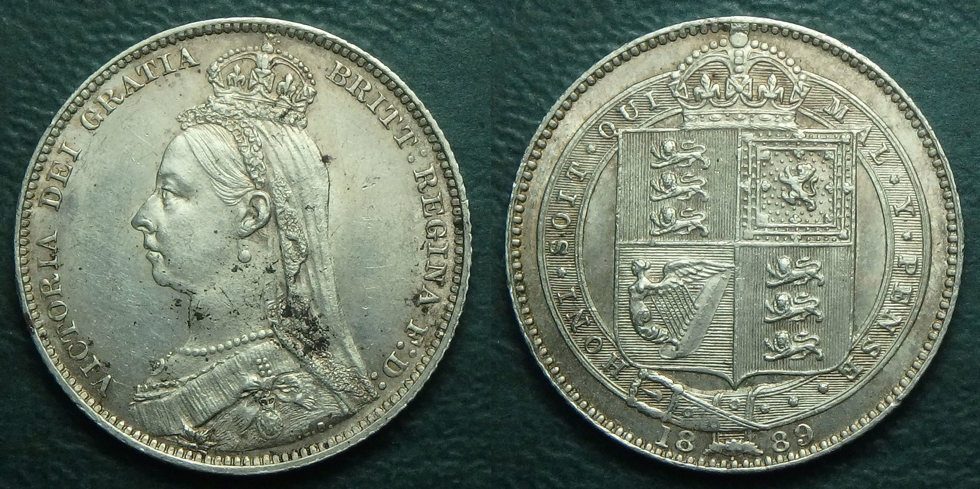 1889 GB shilling (2).jpg