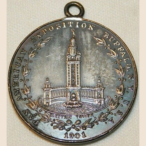 1901PanAmExpoTempleOfMusicMcKinleyElecTowerLoopedMedalOBV.jpg