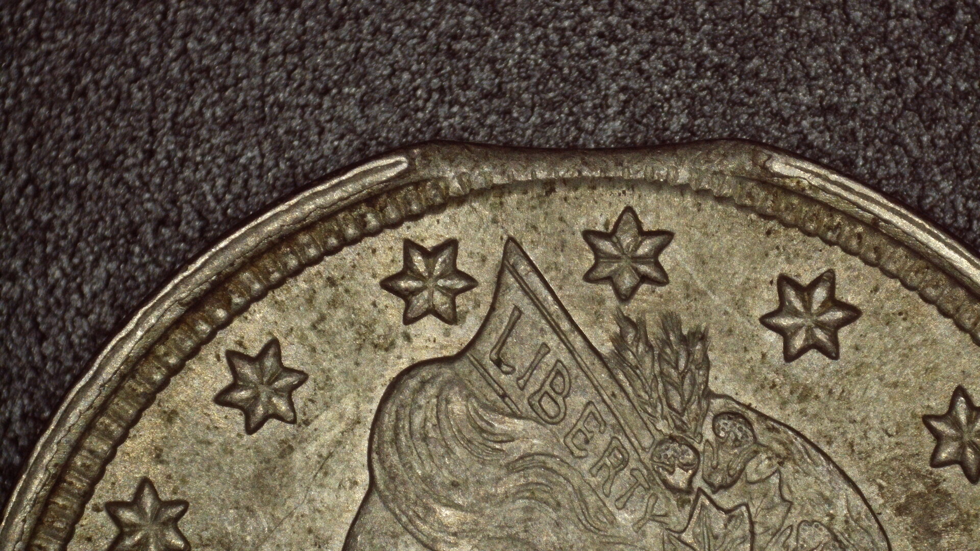 1904 V Nickel Obv 13MP Double Clip Zoom (1).JPG