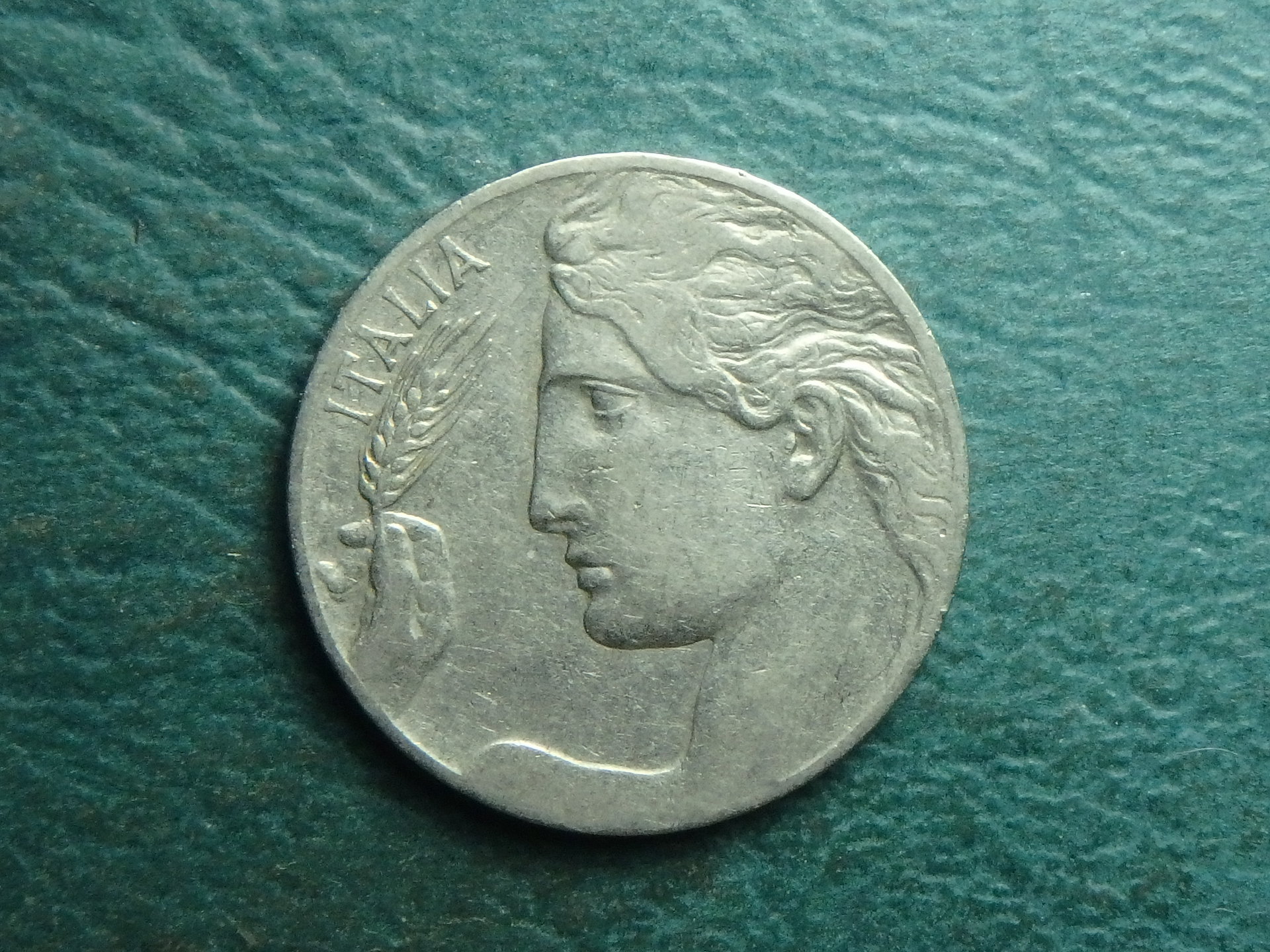 1909 IT 20 c obv.JPG