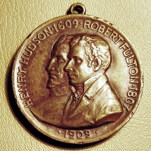 1909HudsonFultonCitizensCommitteeMedalOBV.jpg