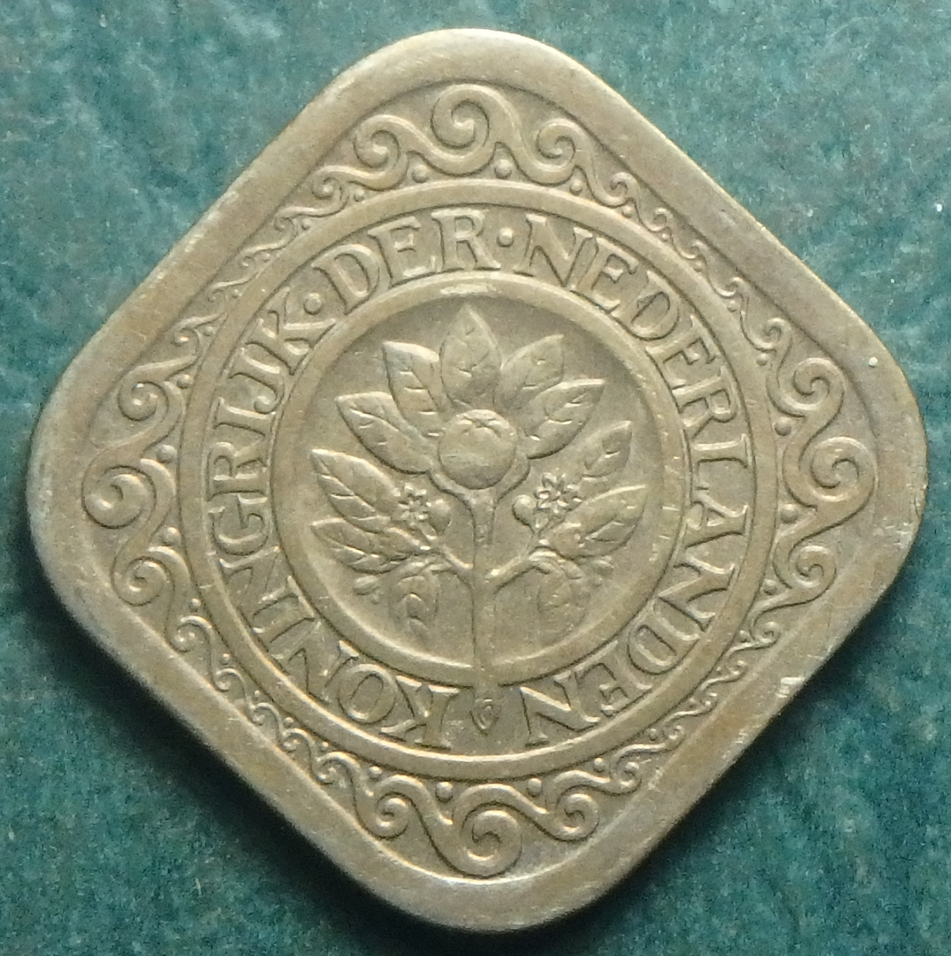 1913 NL 5 c obv (2).JPG