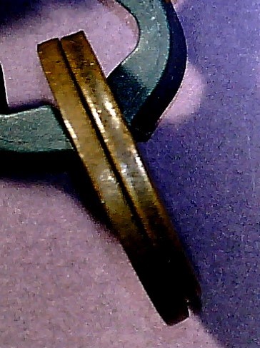 1917 P edge (dark center is smaller coin).jpg