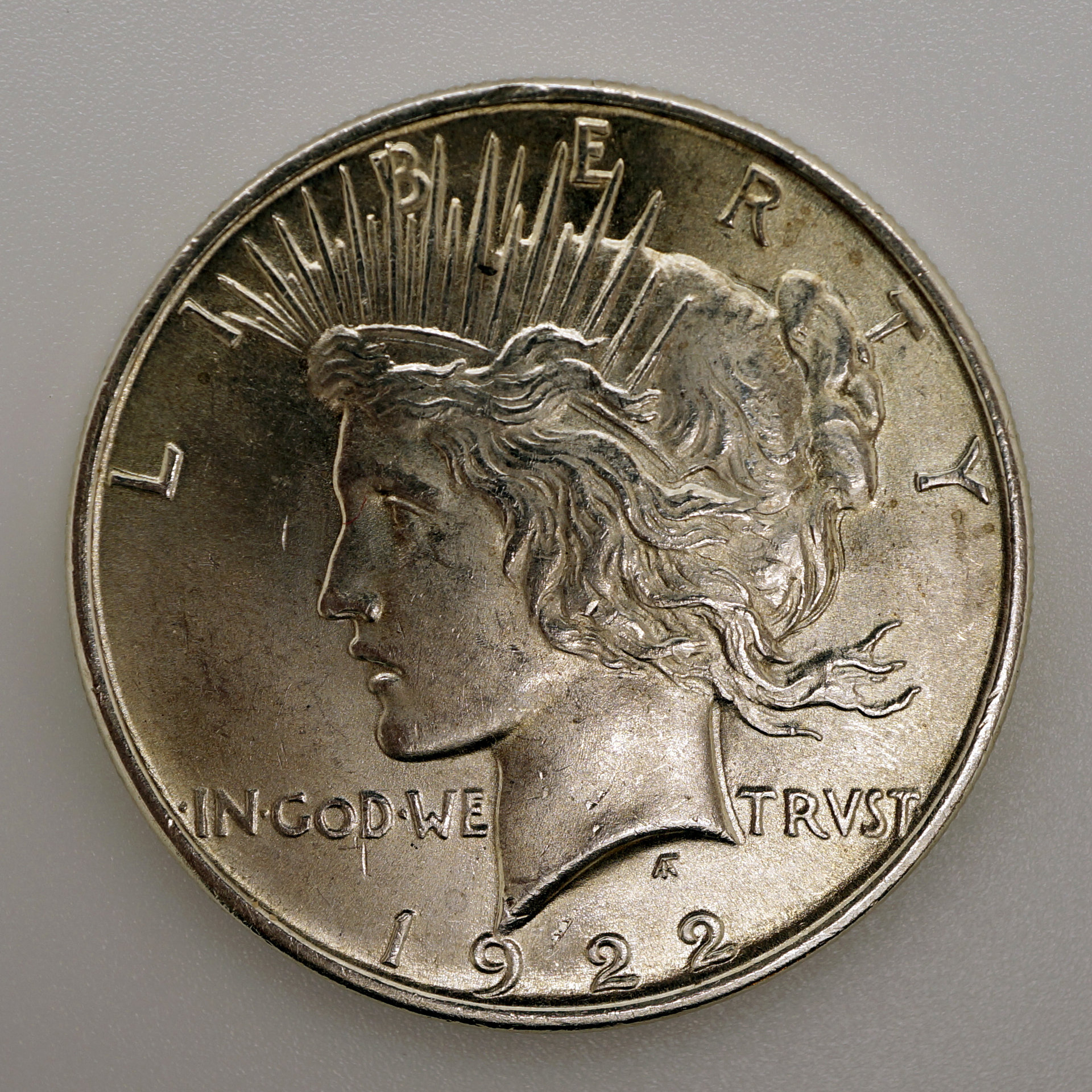 1922-P Peace Obverse.jpg