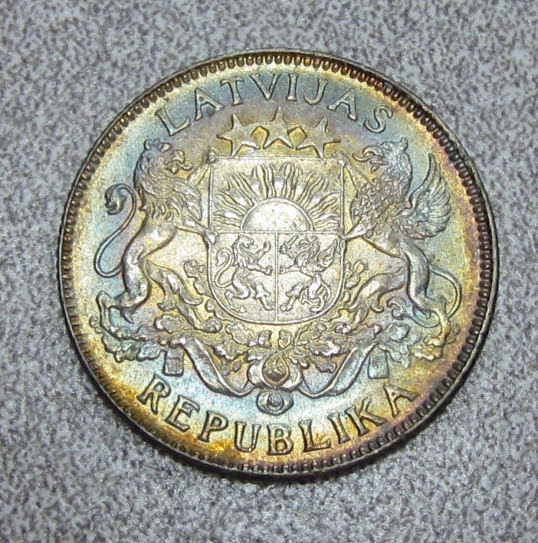 1924 Latvia 1 Lat Obv.jpg