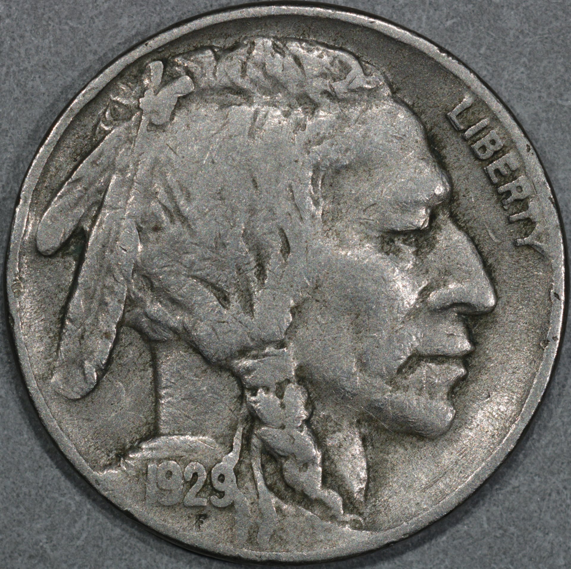 1929 S Buff 2Feather Obv .jpg