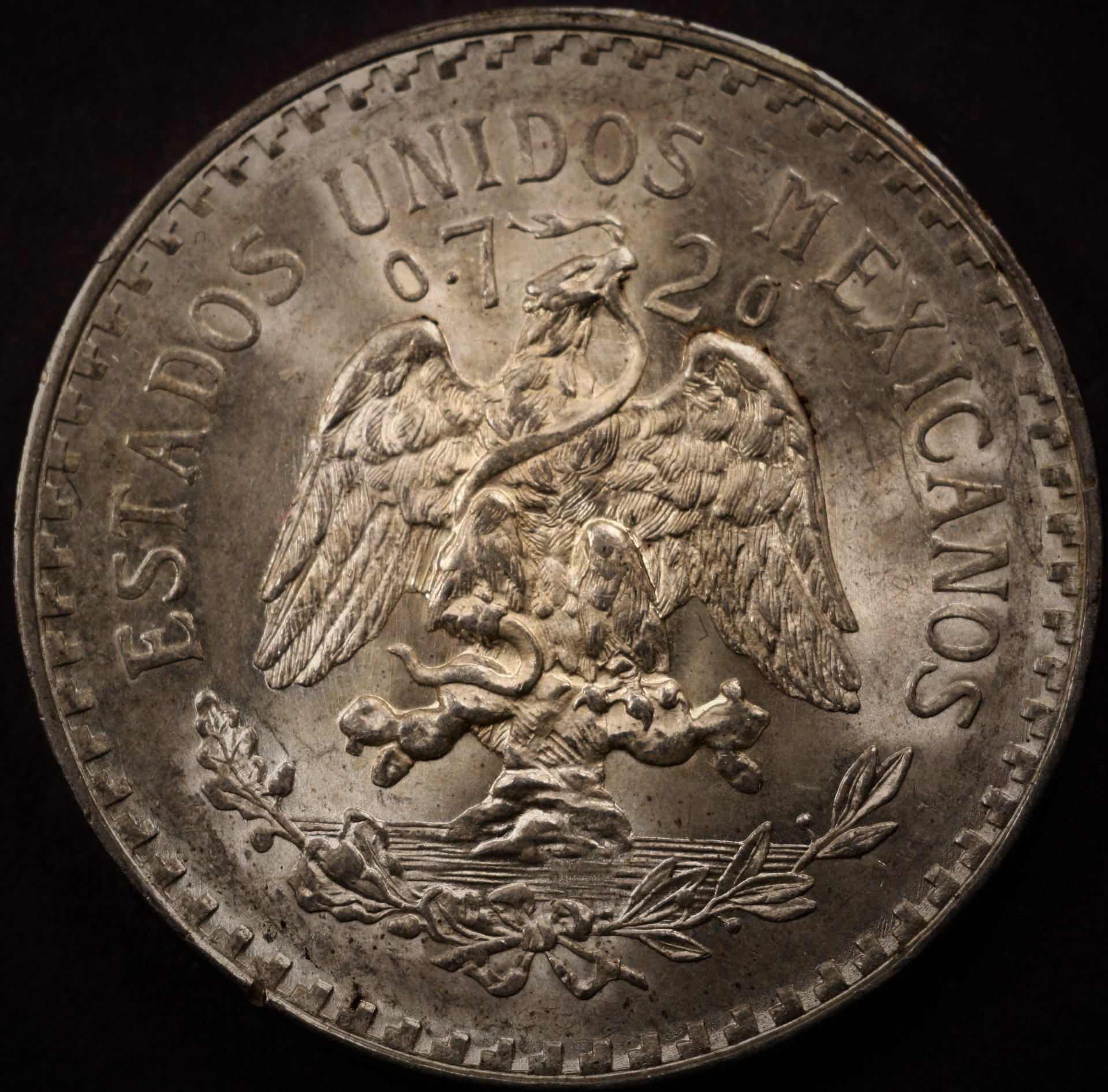 1932-closed9-peso-eagle.JPG