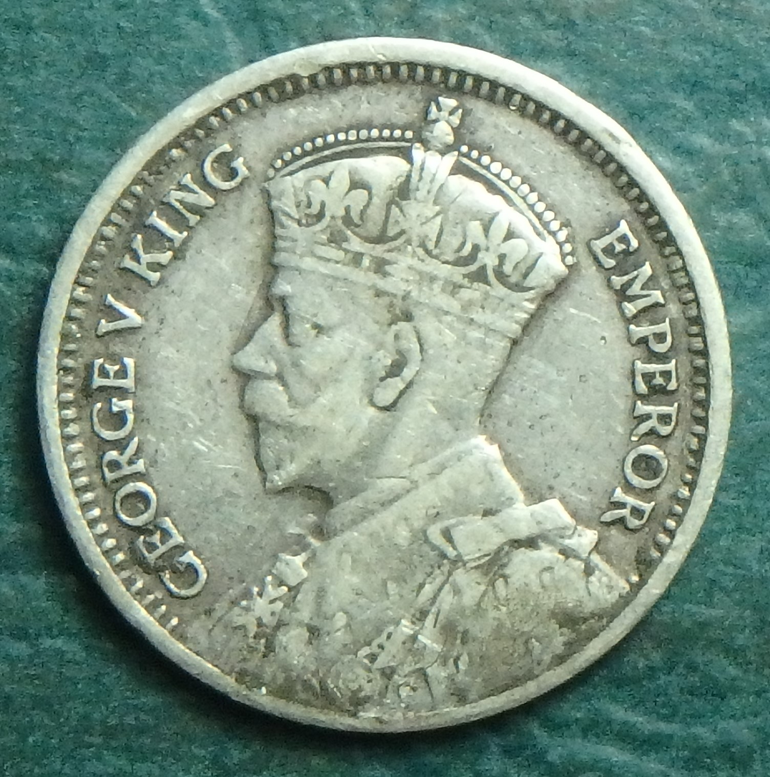 1932 S Rhodesia 3 p obv.JPG