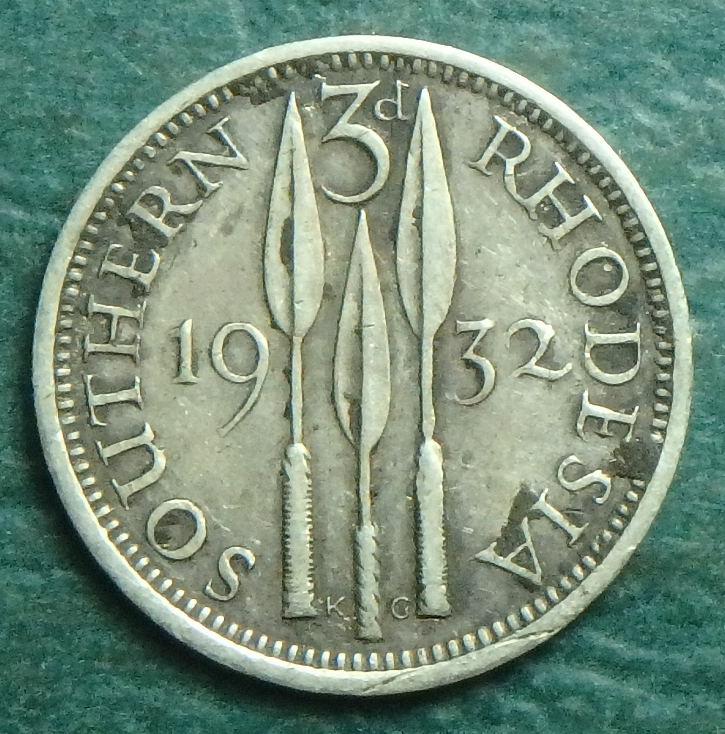 1932 S Rhodesia 3 p rev.JPG