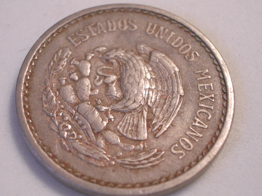 1933 halfpenny UK  1940 CA 1c 1944 10c Plip  1946 mexico aztecd 10 (14).JPG